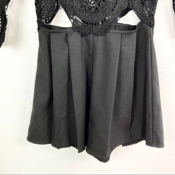 Charlotte Russe Black Crochet 3/4 Sleeve Romper X-Small XS - Picture 4 of 8